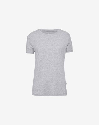 Bambuset med grå t-shirt och grå shorts -JBS of Denmark Women